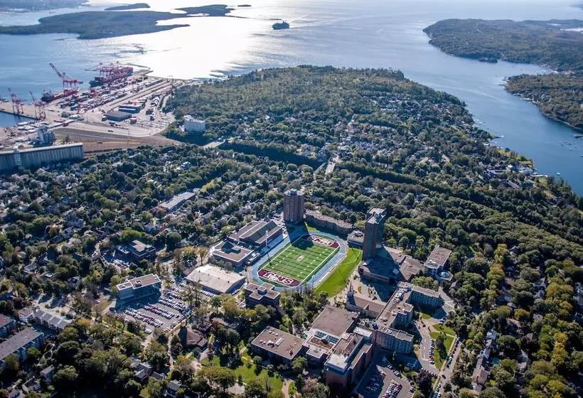 ホテル Saint Mary S University Residence Summer Accommodations