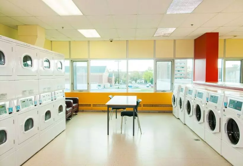 ホテル Saint Mary S University Residence Summer Accommodations