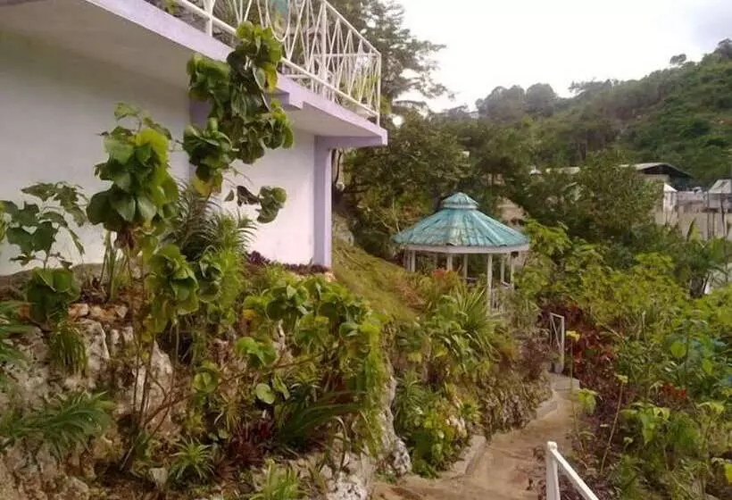 هتل Treasure S Comfort Inn