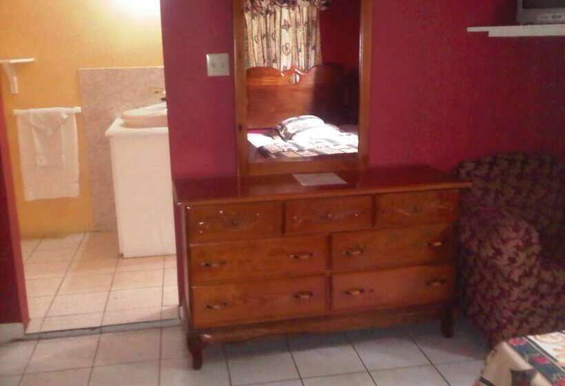 هتل Treasure S Comfort Inn