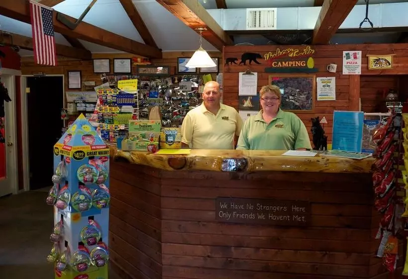 ホテル Yukon Trails Rv & Camping Resort