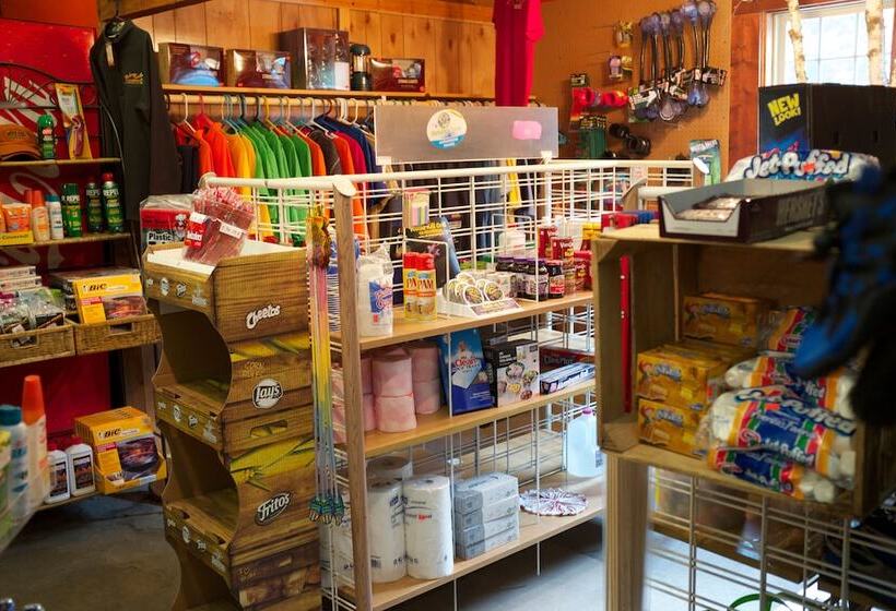 호텔 Yukon Trails Rv & Camping Resort