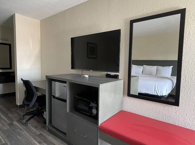 فندق على الطريق Dreamland Inn