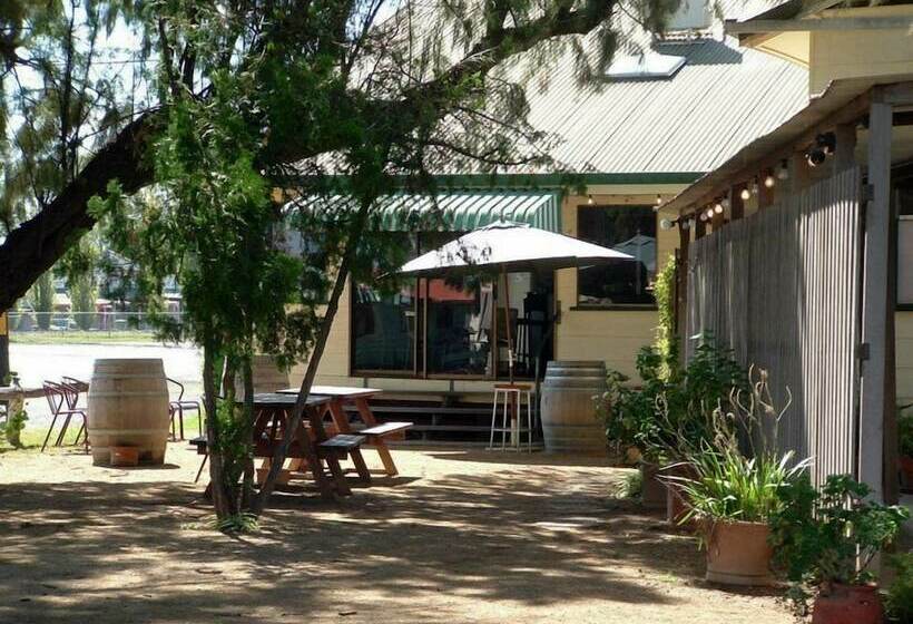 모텔 Gowrie Hotel Motor Inn