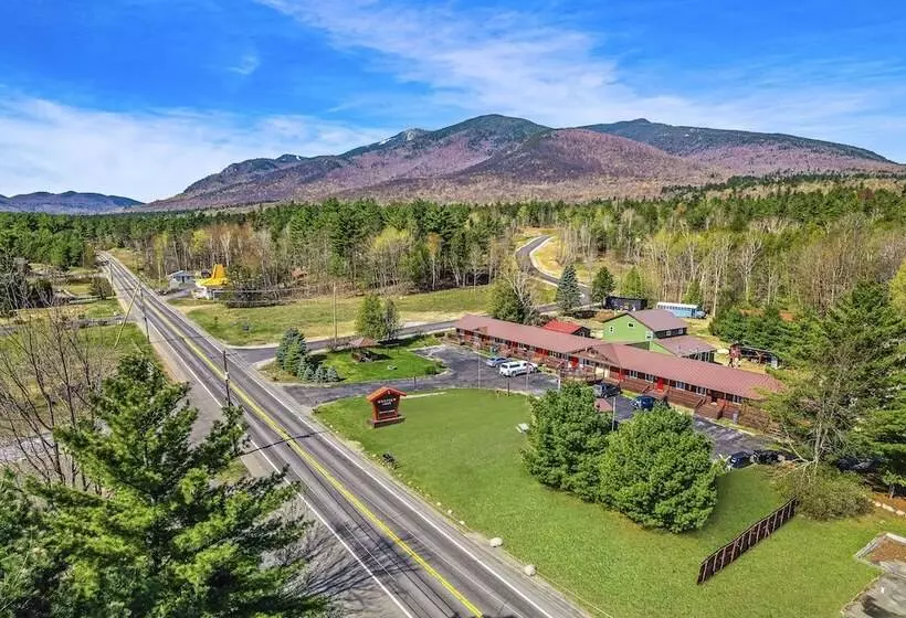 Motelli Wolfjaw Lodge