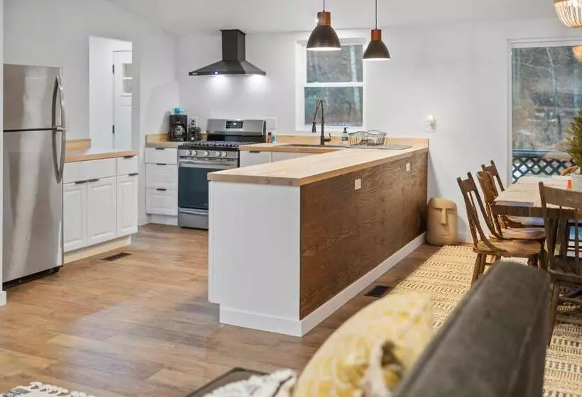 Motelli Wolfjaw Lodge