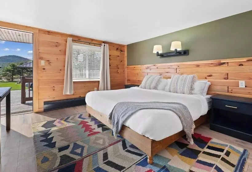 Motelli Wolfjaw Lodge