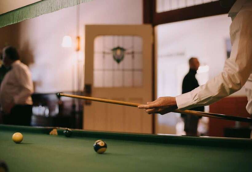 Пансион Flowerdale Estate