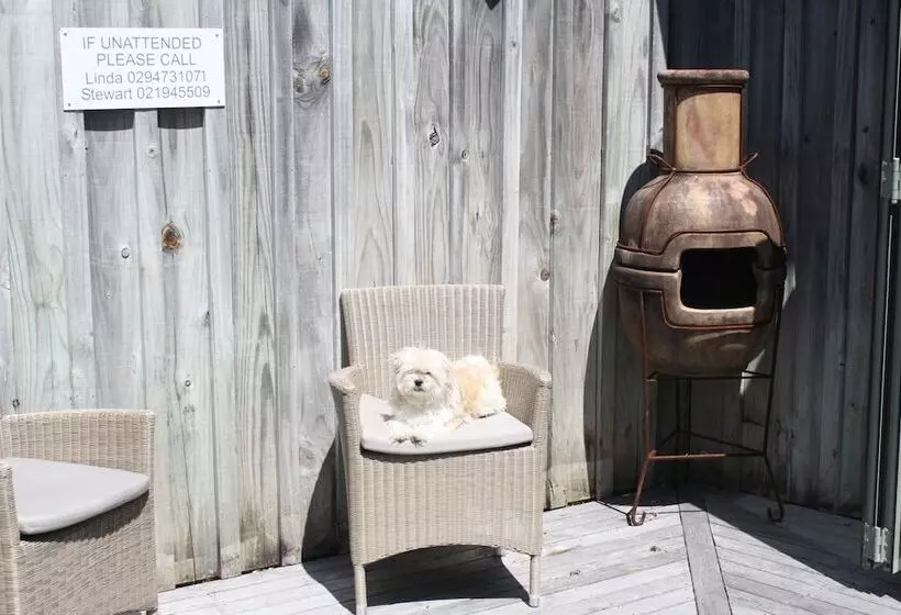 Majatalo Mangawhai Chalets