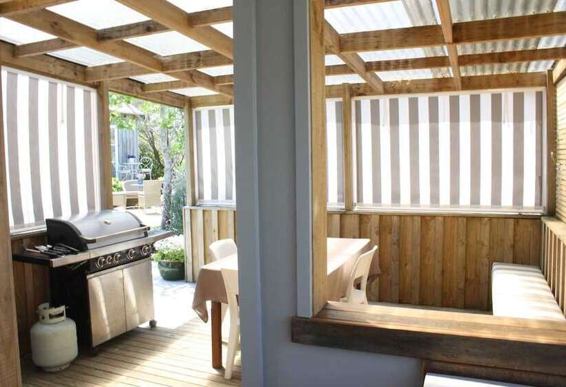 ペンション Mangawhai Chalets