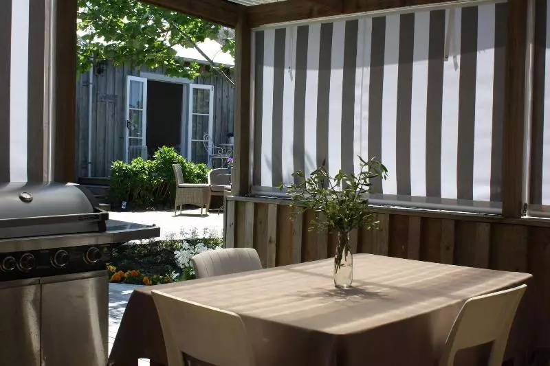 Majatalo Mangawhai Chalets