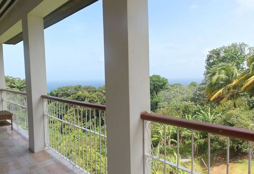 پانسیون Rnm The Clubhouse Grenada