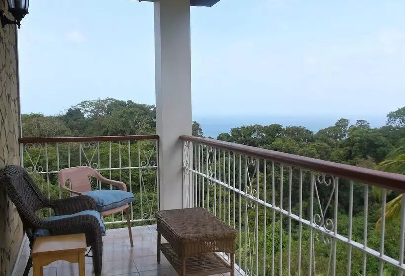 پانسیون Rnm The Clubhouse Grenada