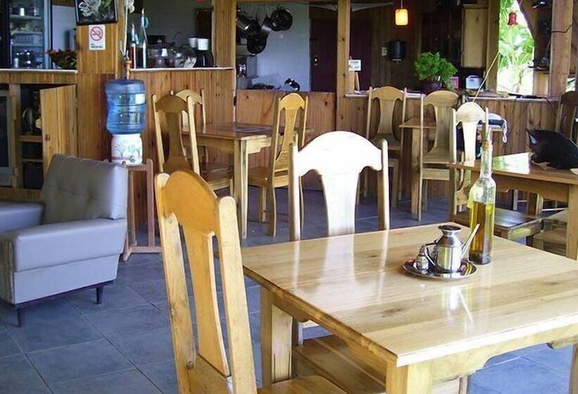 پانسیون Sunset Heal Jamaica