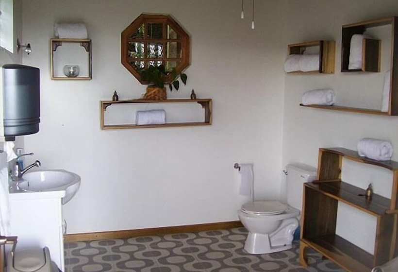 پانسیون Sunset Heal Jamaica