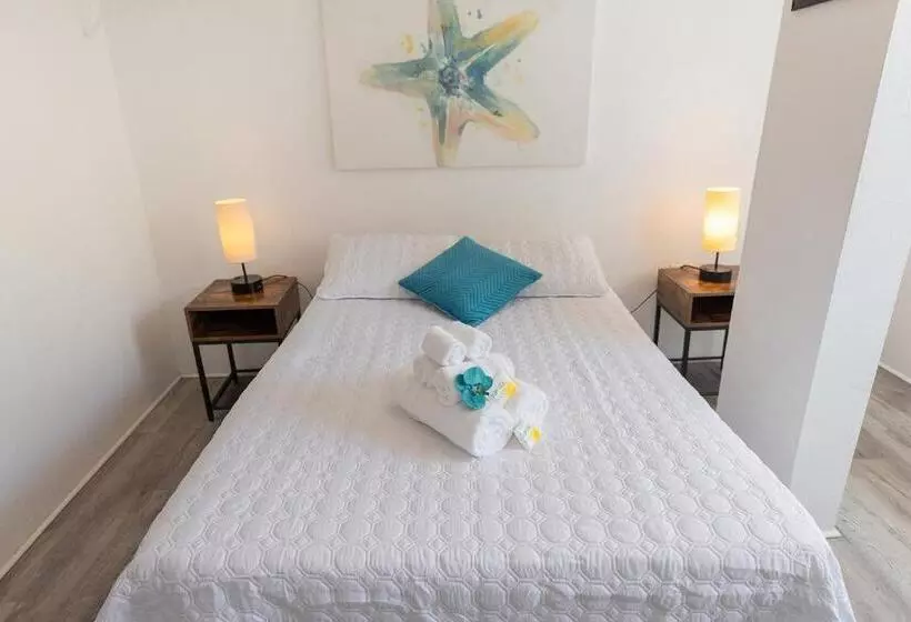 پانسیون Vieques Tropical Guest House