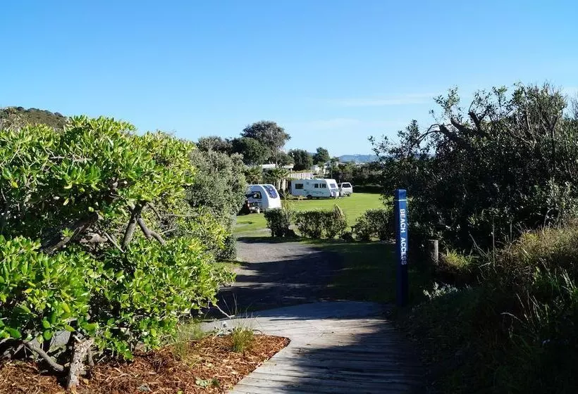 Lomakeskus Bowentown Beach Holiday Park