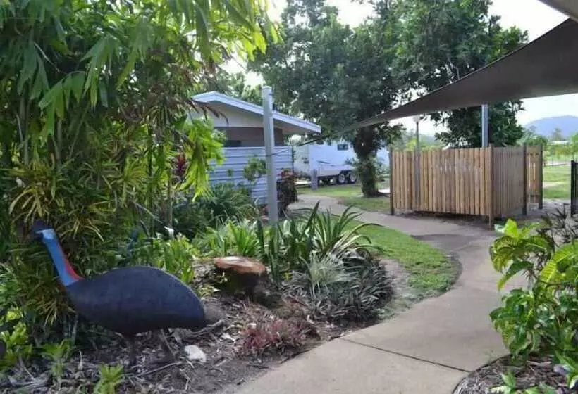 Lomakeskus Dunk Island View Caravan Park
