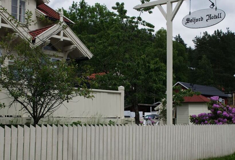 Seljord Hotel   Unike Hoteller