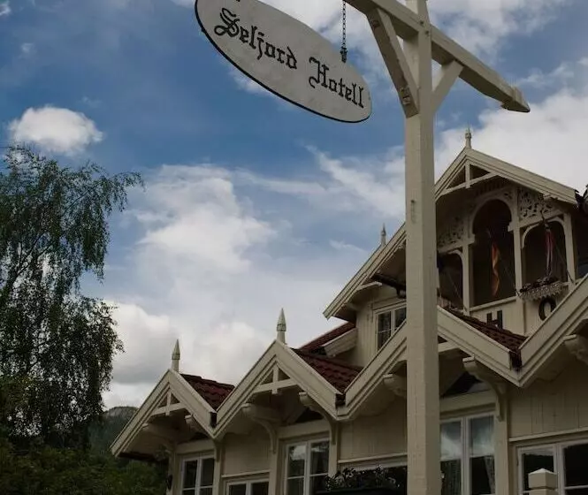Seljord Hotel   Unike Hoteller