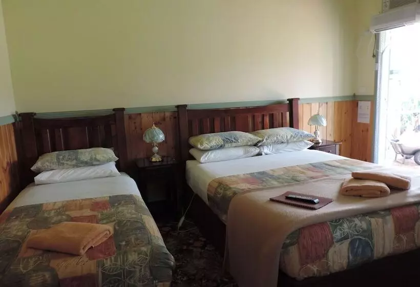 Snug As A Bug Motel
