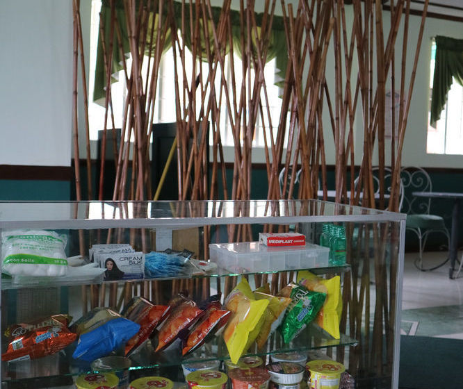 Отель Zen Rooms Cool Breeze Tagaytay