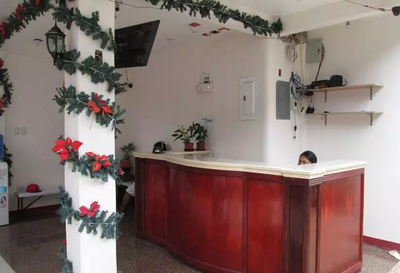 Otel Aj Travellers Inn