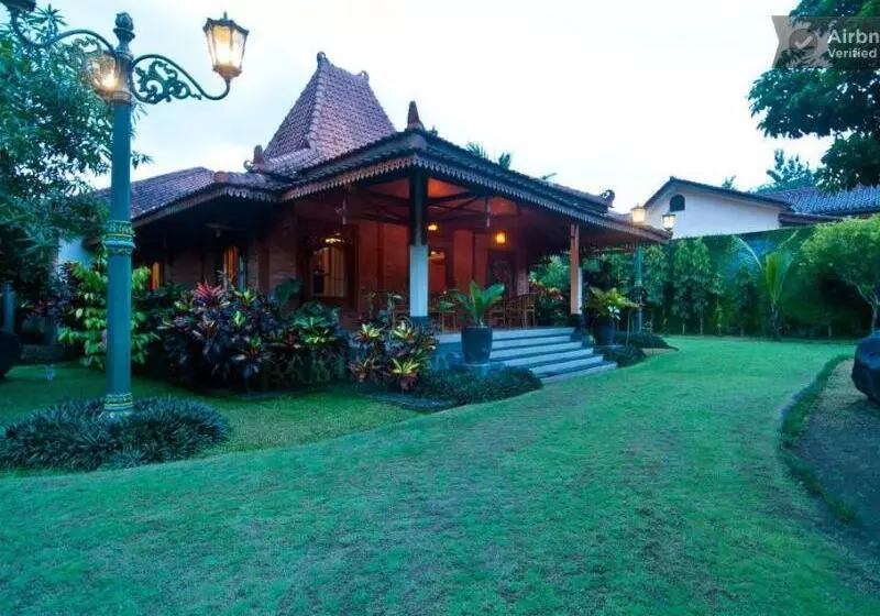 Hotel Alam Jogja Resort