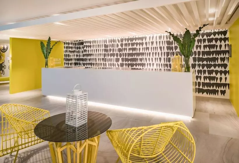 Hotel Astoria Current