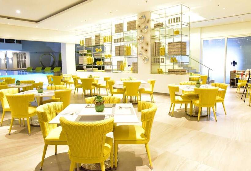 Hotel Astoria Current