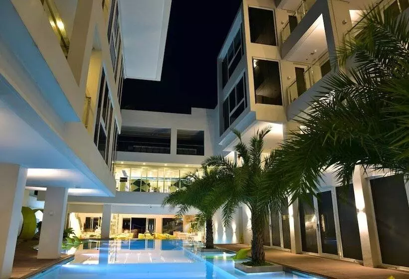 Hotel Astoria Current