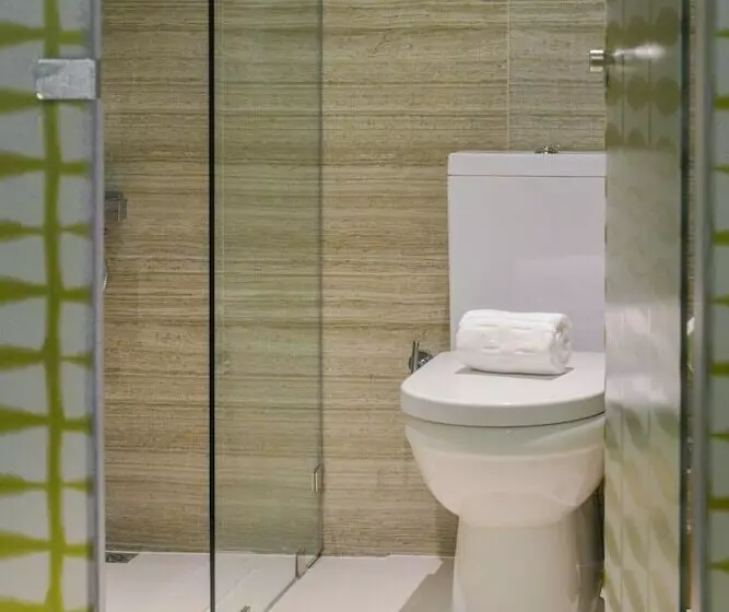 Hotel Astoria Current