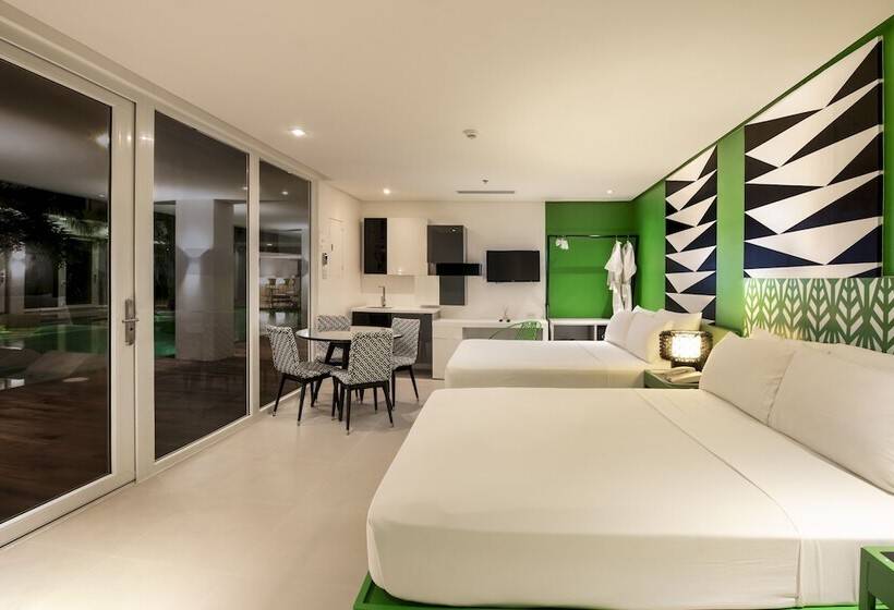 Hotel Astoria Current