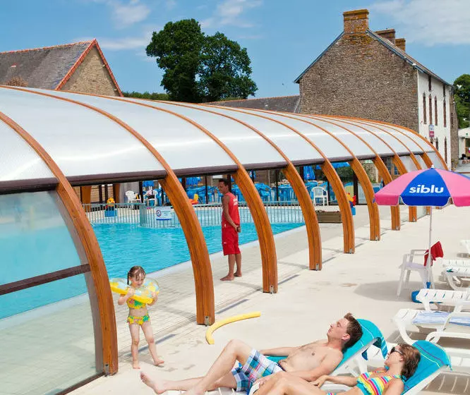 ホテル Camping Officiel Siblu Domaine De Litteau
