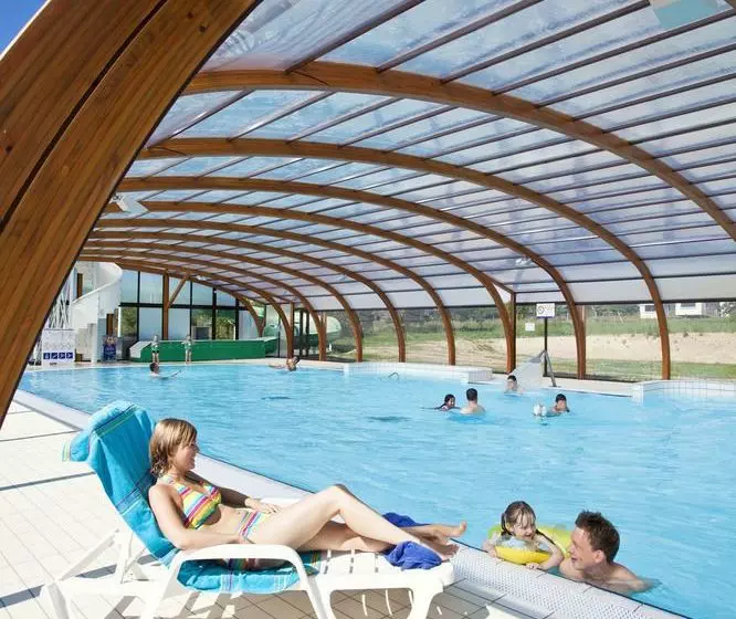 ホテル Camping Officiel Siblu Domaine De Litteau