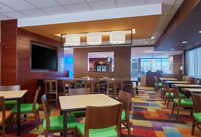 ホテル Fairfield Inn & Suites By Marriott Rawlins