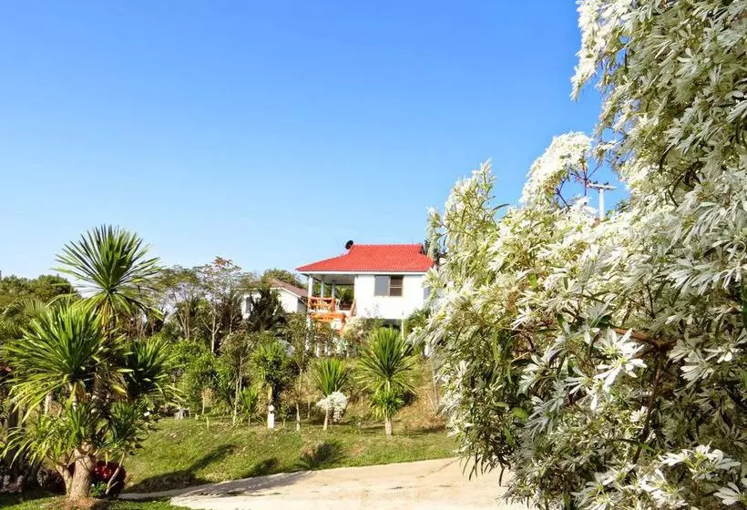 Отель Fufu In Love Cottages & Campground