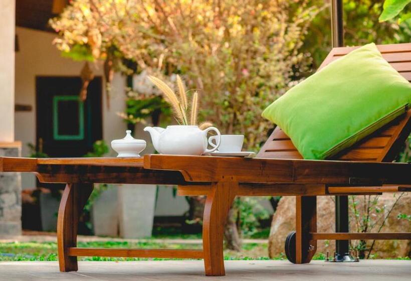 בית מלון כפרי Garcinia Leaf