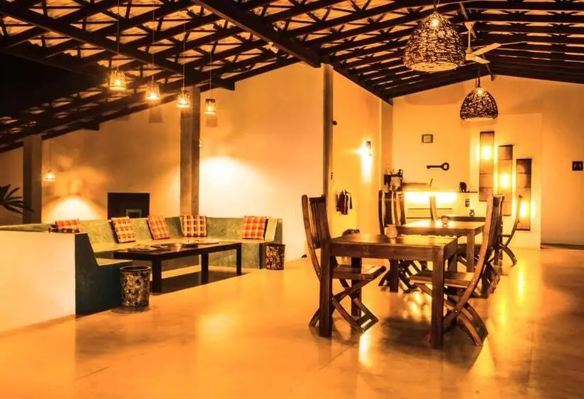 בית מלון כפרי Garcinia Leaf