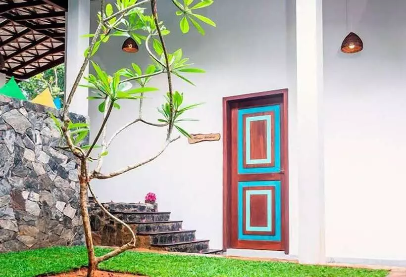 בית מלון כפרי Garcinia Leaf