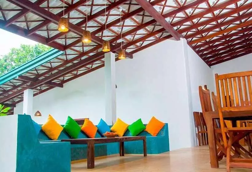 בית מלון כפרי Garcinia Leaf