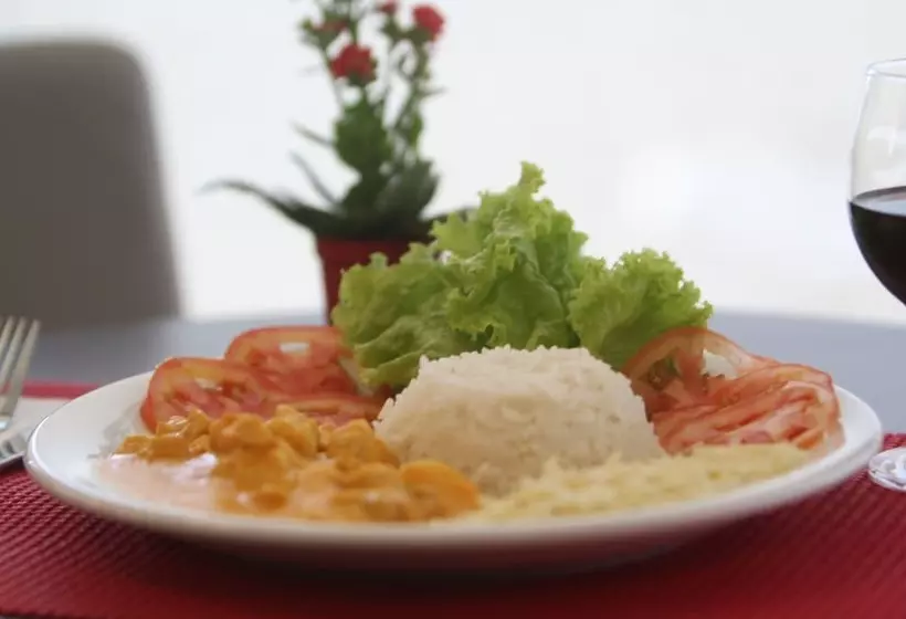 هتل Ibis Montes Claros Shopping