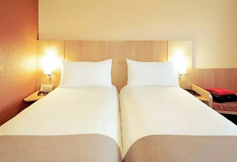 هتل Ibis Montes Claros Shopping