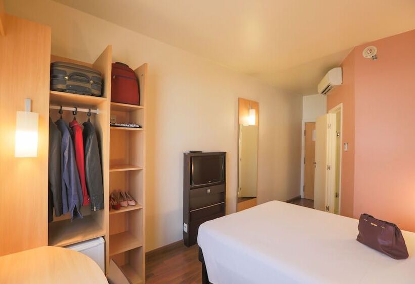 Otel Ibis Montes Claros Shopping