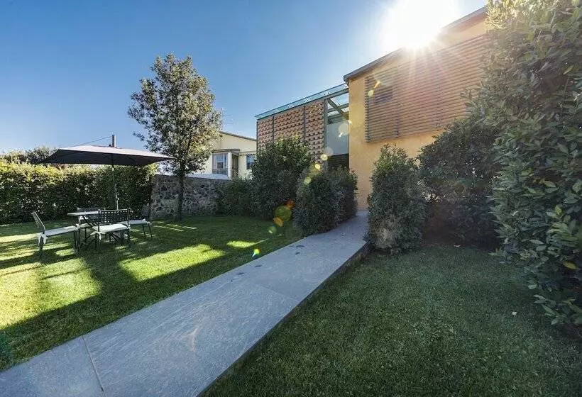 Отель Le Scuole B&b   By Collemassari Hospitality