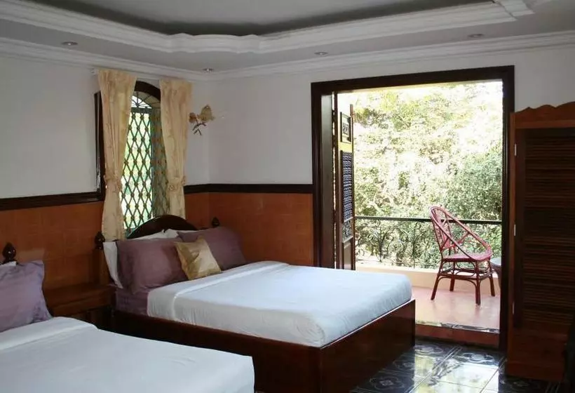 酒店 River Village Manor