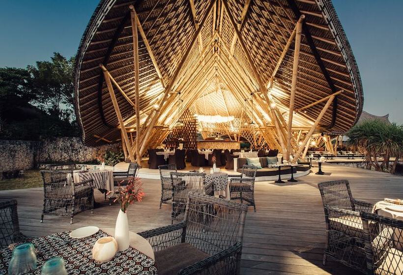 هتل Suarga Padang Padang