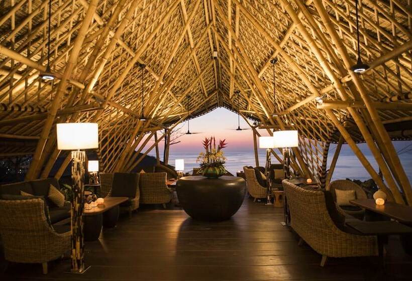 هتل Suarga Padang Padang