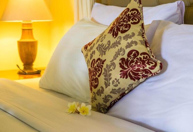 Отель Taman Surgawi Resort & Spa