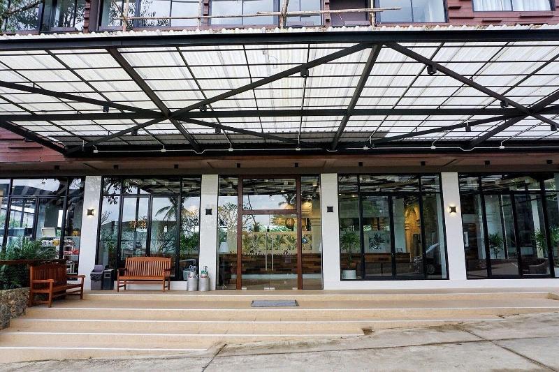 The Farm House Hotel Ranong